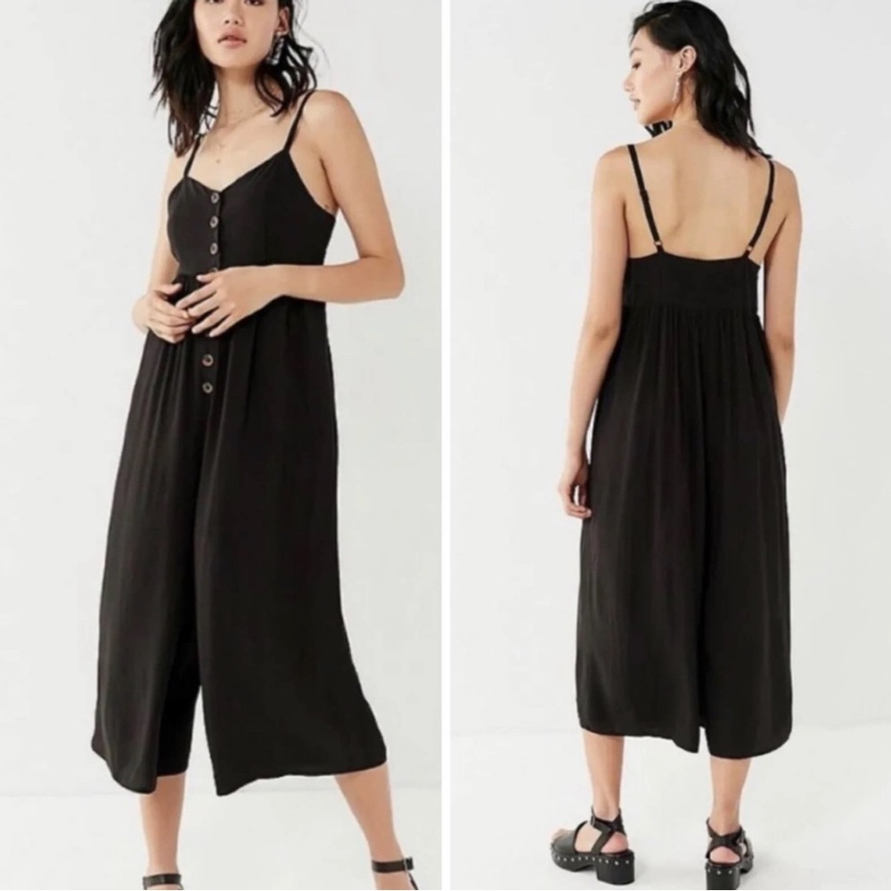 Urban Outfitters UO | Tootsie Cropped Wide Leg Jumpsuit